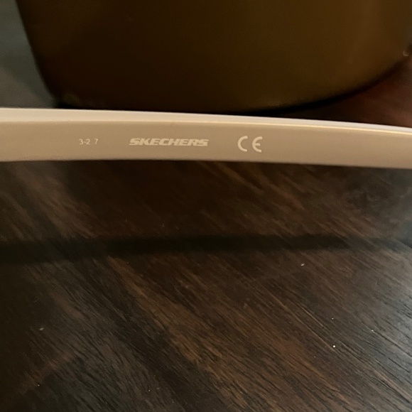 SKECHERS Men's Frosted Black Sunglasses NEW - Picture 9 of 11